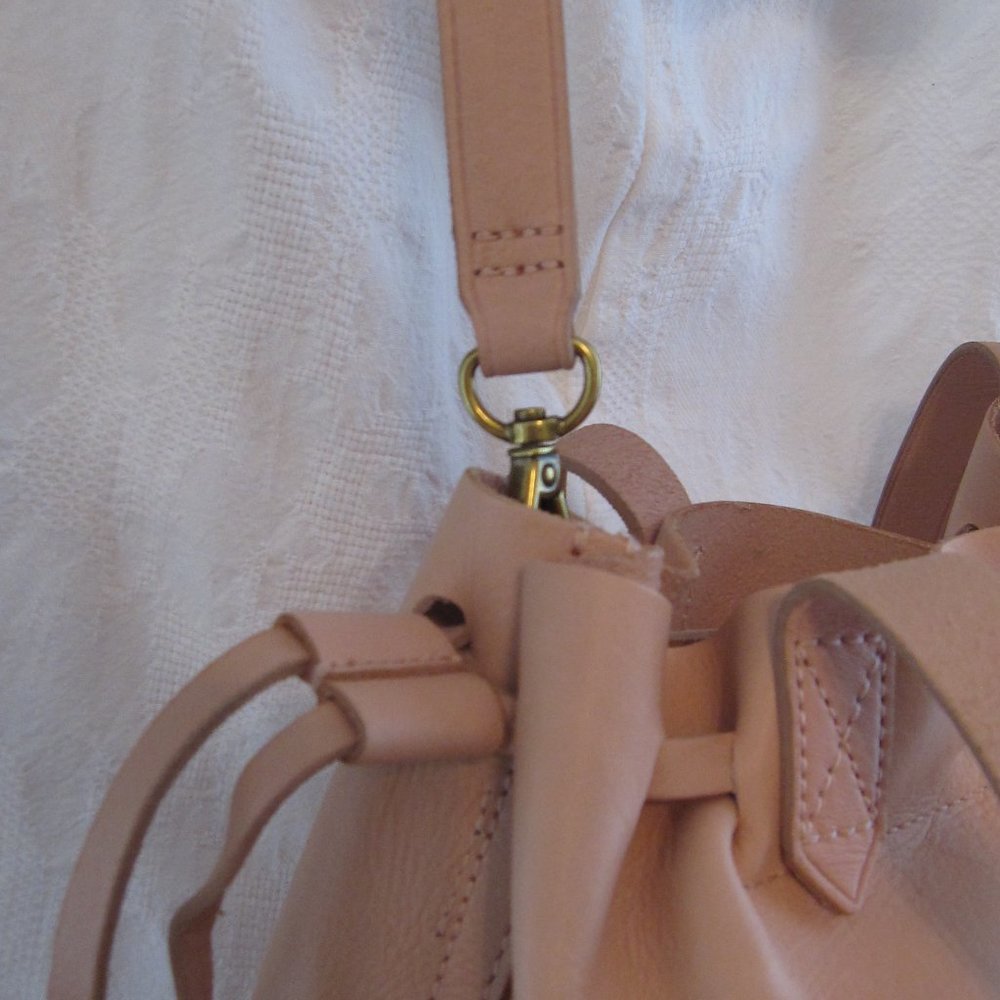 Madewell Medium Drawstring Transport Leather Tote, Like New - Picture 6 of 12